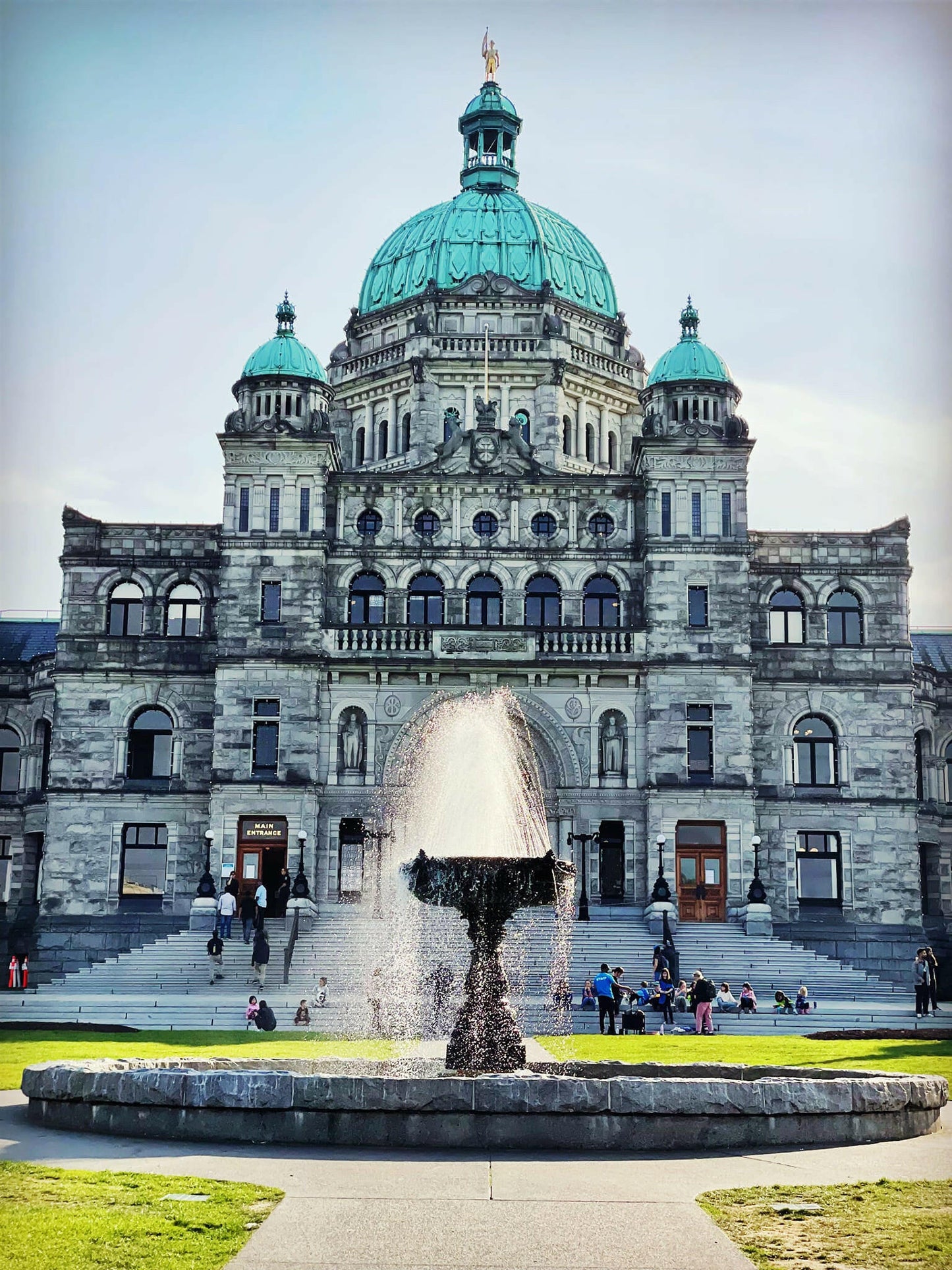 Victoria BC | 4hr City Highlights Private Tour - Olynpix Tours & Transportation